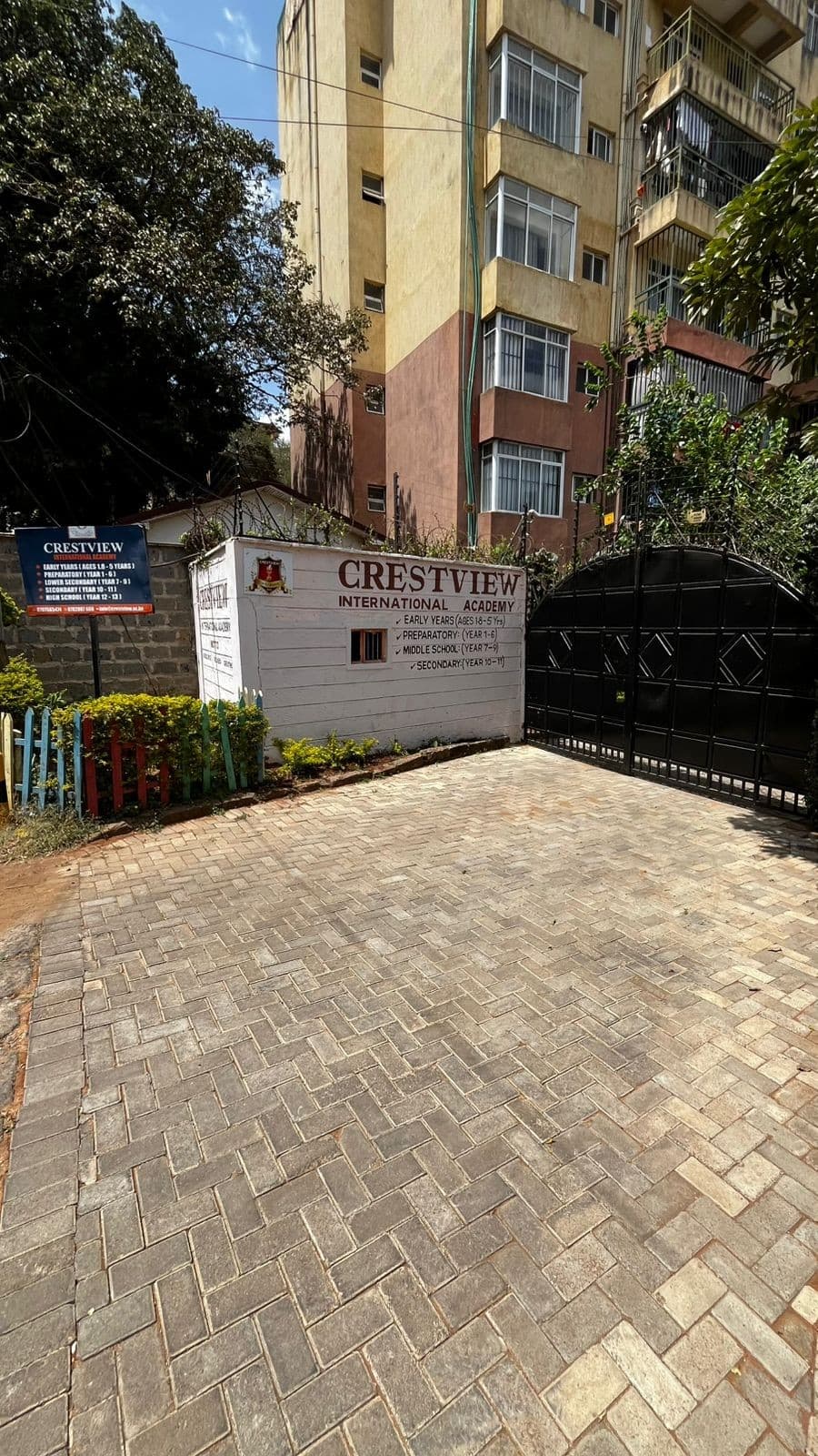 Crestview International Academy school entrance